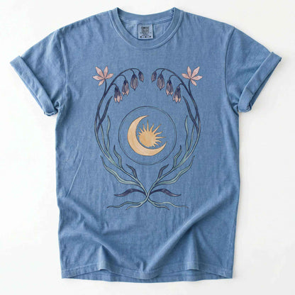 Art Nouveau Bellflower Vintage Washed T-Shirt