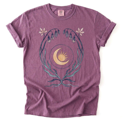 Art Nouveau Bellflower Vintage Washed T-Shirt