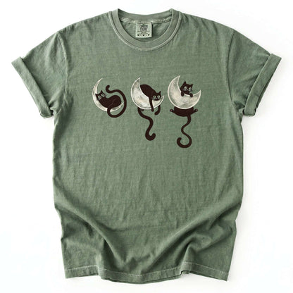 Mystical Crescent Cat Vintage Washed T-Shirt