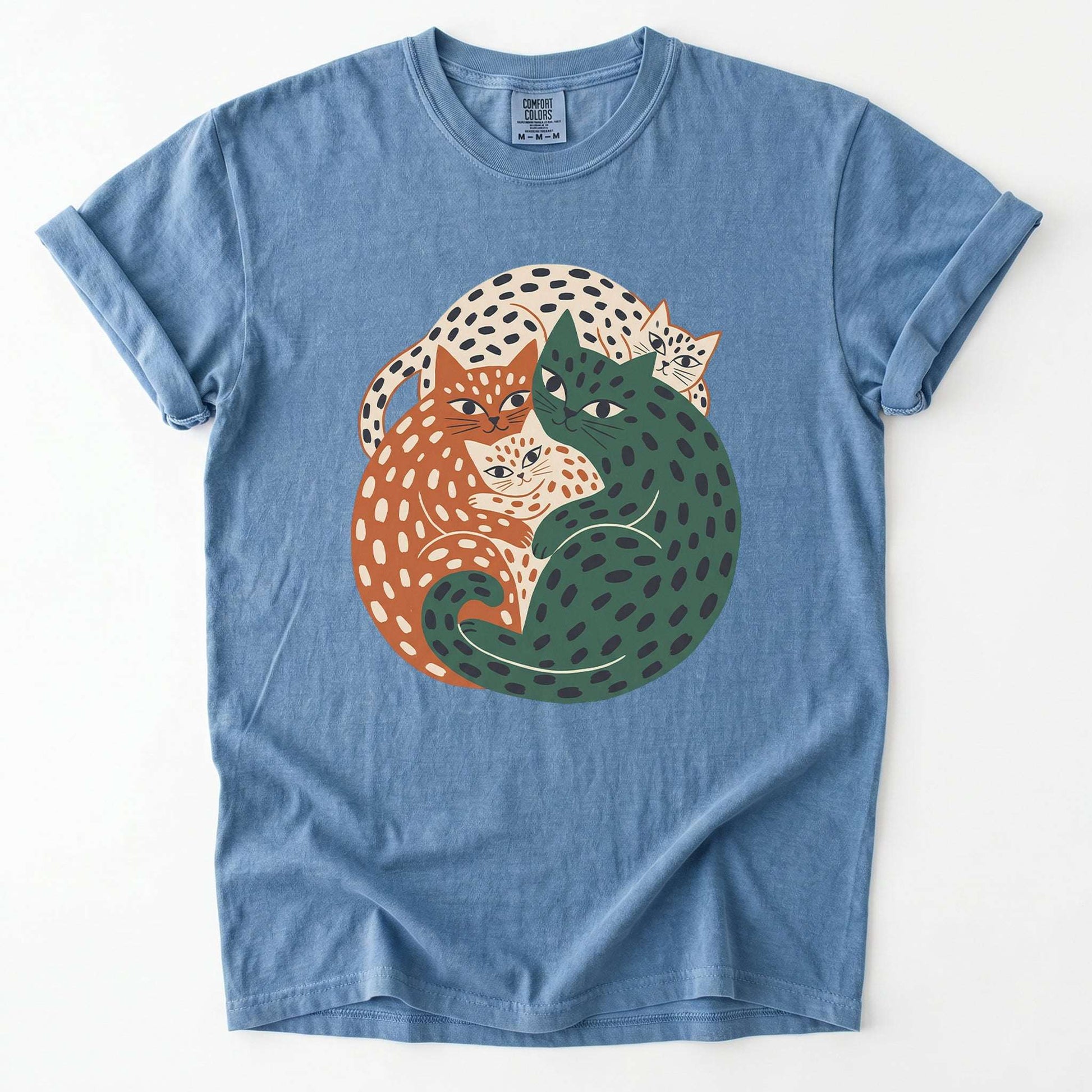 Cuddling Cats Vintage Washed T-Shirt