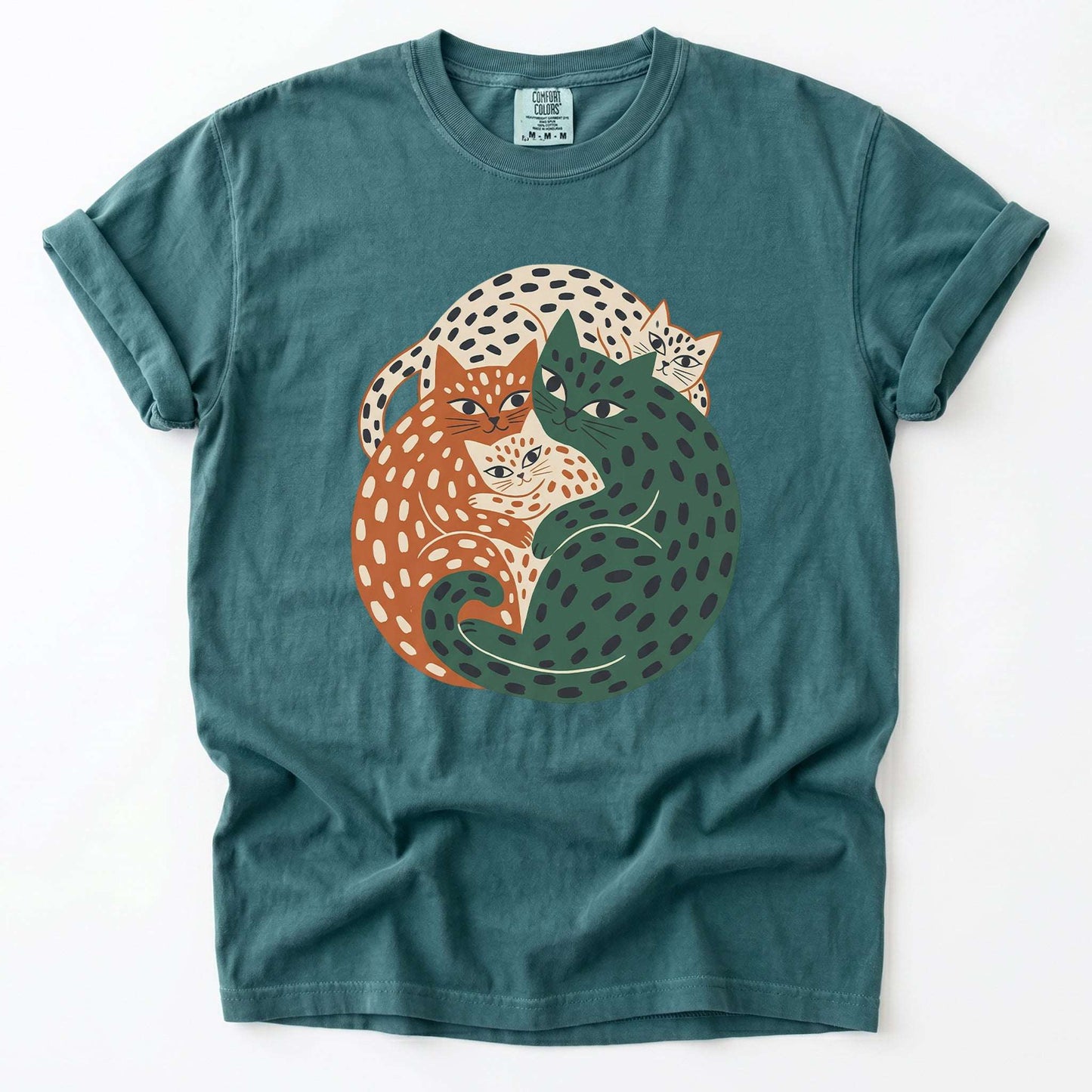 Cuddling Cats Vintage Washed T-Shirt