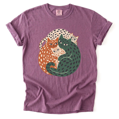 Cuddling Cats Vintage Washed T-Shirt