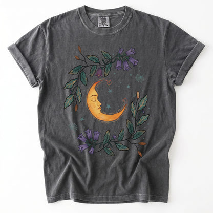 Dreaming Crescent Moon Heavyweight T-Shirt