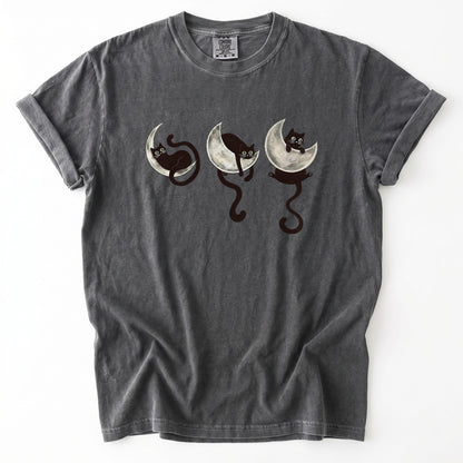Mystical Crescent Cat Heavyweight T-Shirt