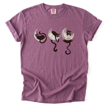 Mystical Crescent Cat Heavyweight T-Shirt