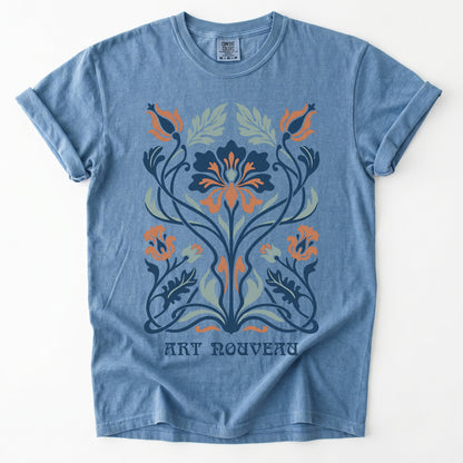 Elegant Art Nouveau Vintage Washed T-Shirt