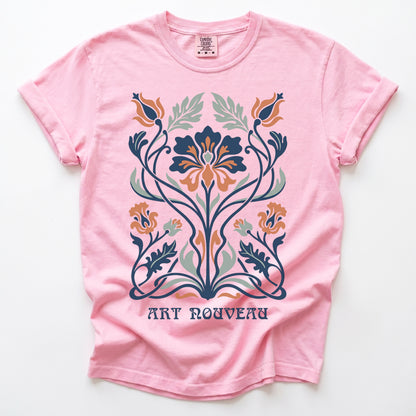 Elegant Art Nouveau Vintage Washed T-Shirt